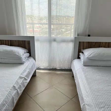 홈스테이 Durres Beach Home Durrës